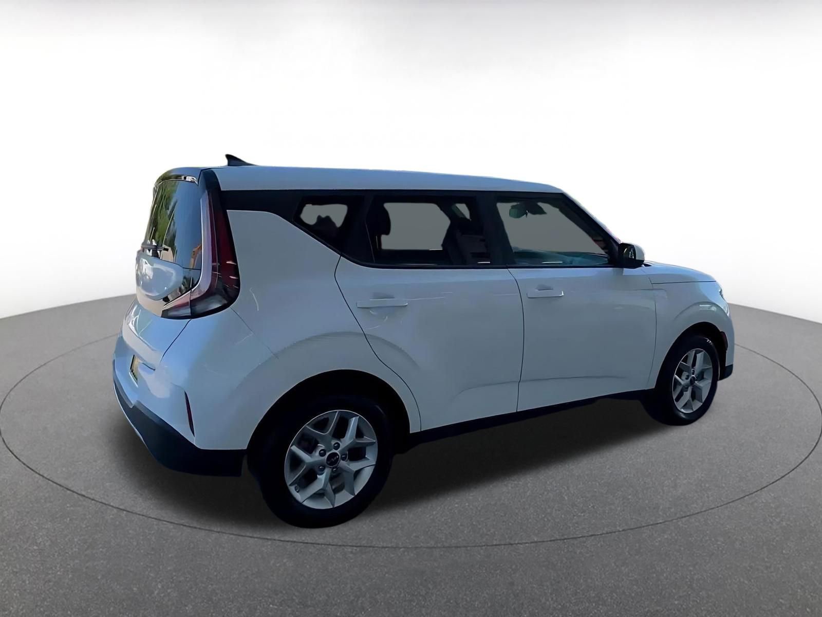 Thumbnail: 2025 Kia Soul - 15