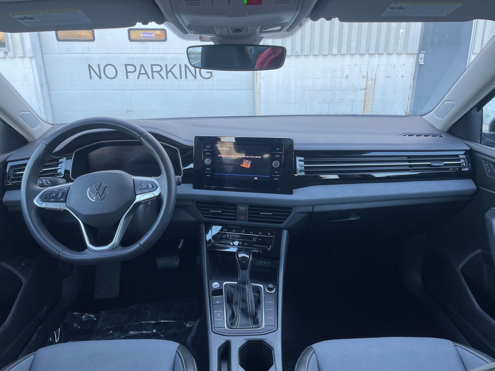 Thumbnail: 2025 Volkswagen Jetta - 33