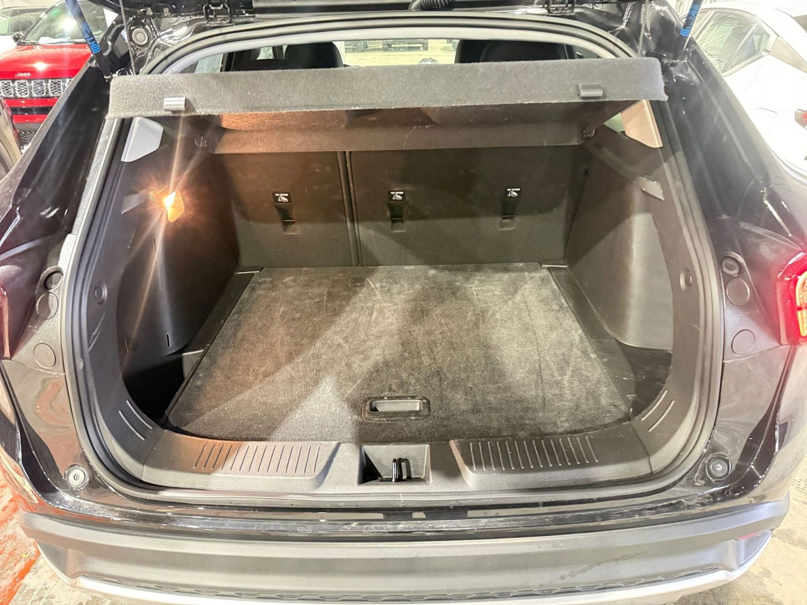 Thumbnail: 2025 Chevrolet Trax - 30