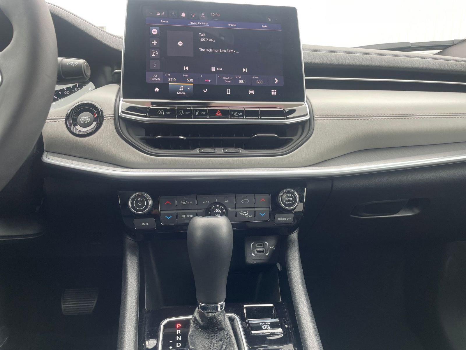 Thumbnail: 2025 Jeep Compass - 17