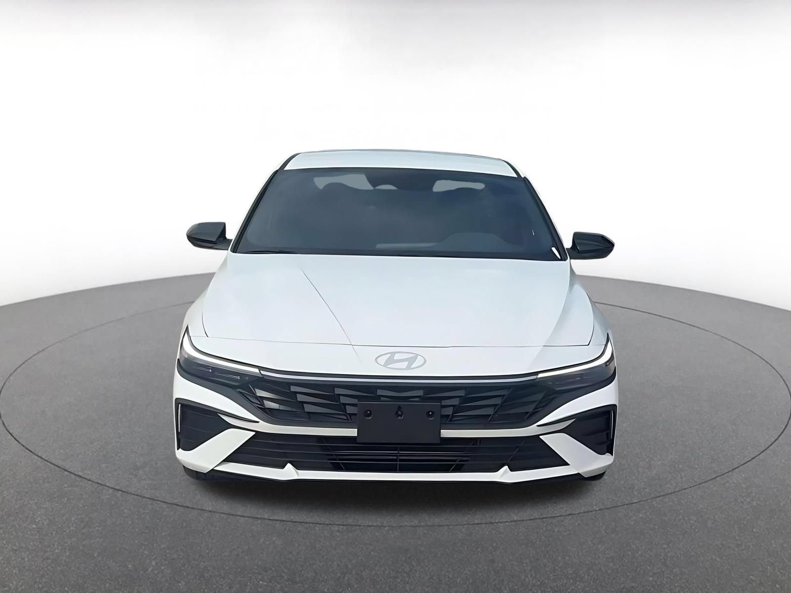 Thumbnail: 2026 Hyundai Elantra - 4