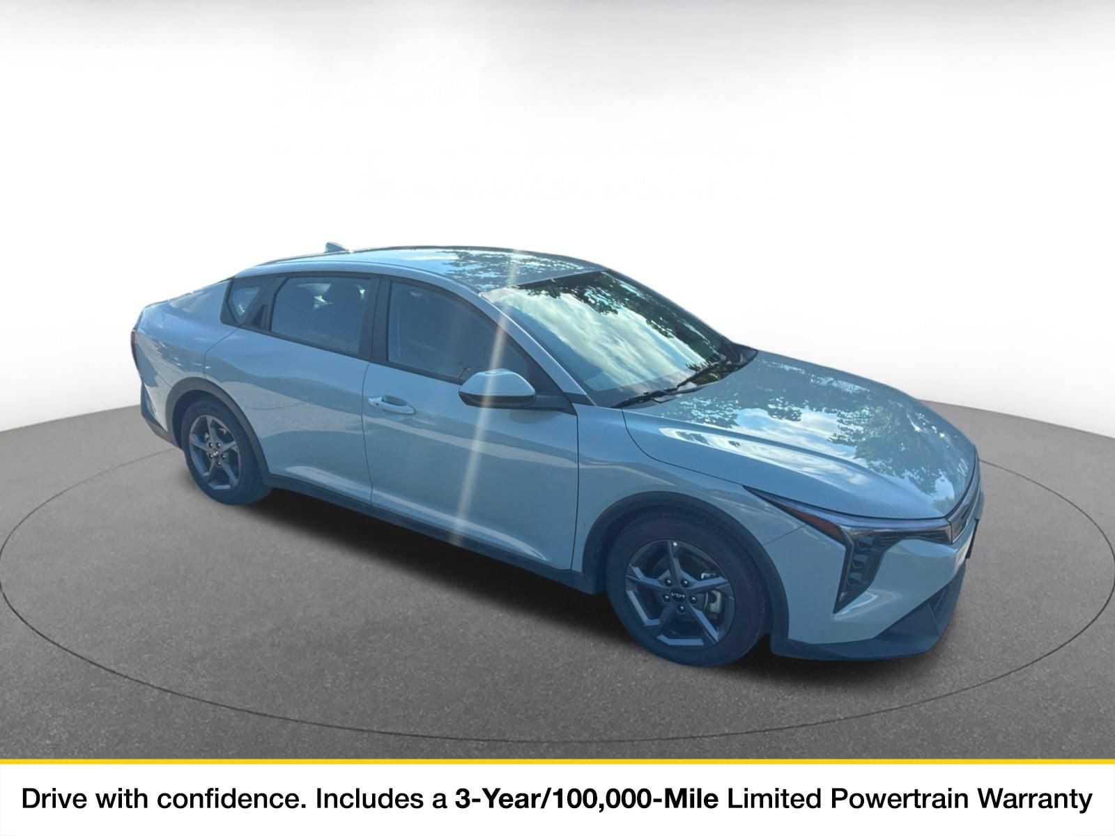 Thumbnail: 2025 Kia K4 - 1
