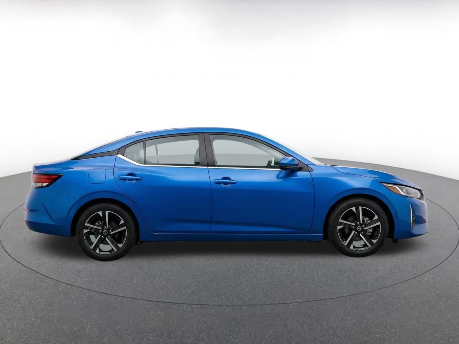 Thumbnail: 2025 Nissan Sentra - 10