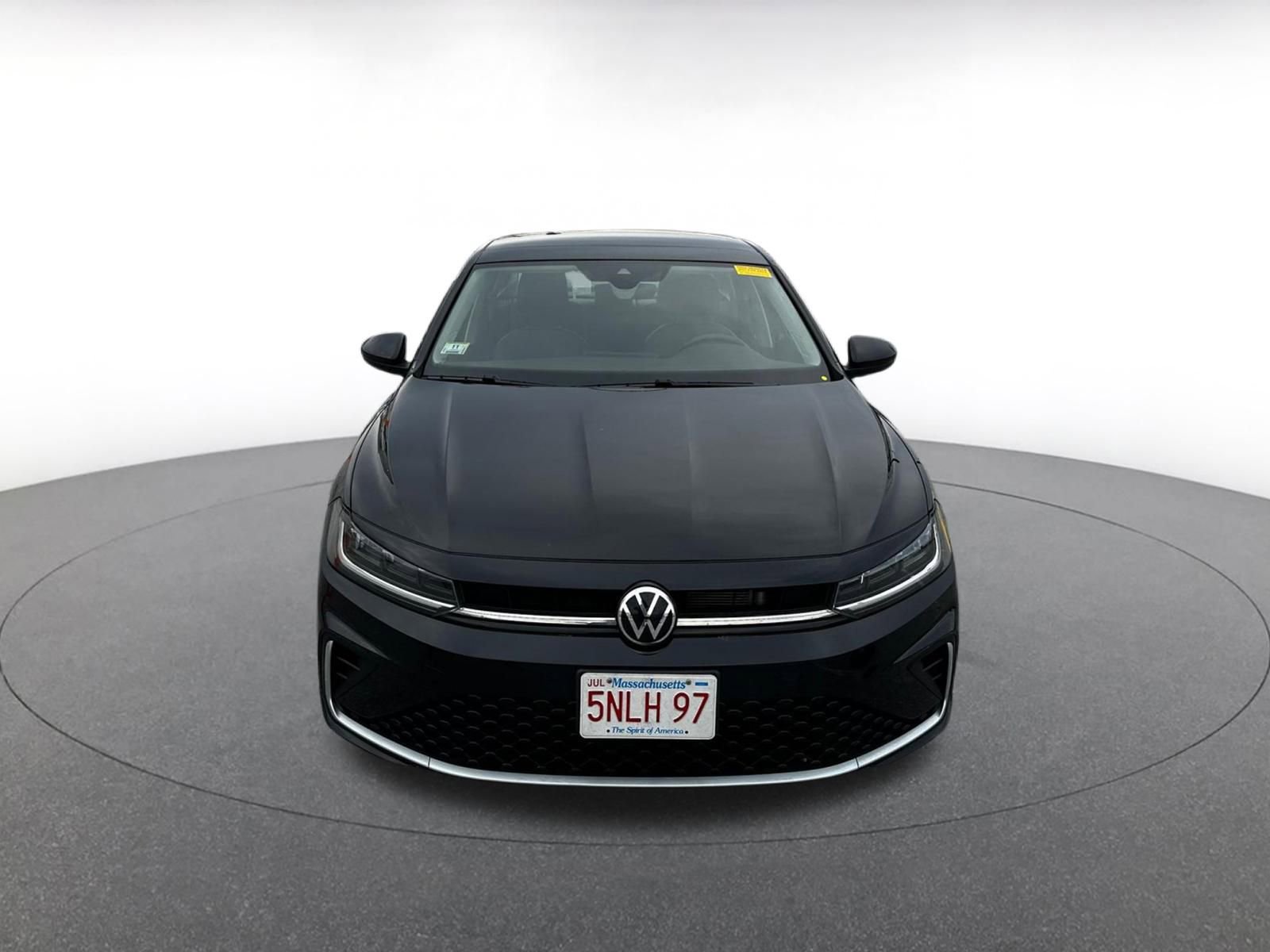 Thumbnail: 2025 Volkswagen Jetta - 2