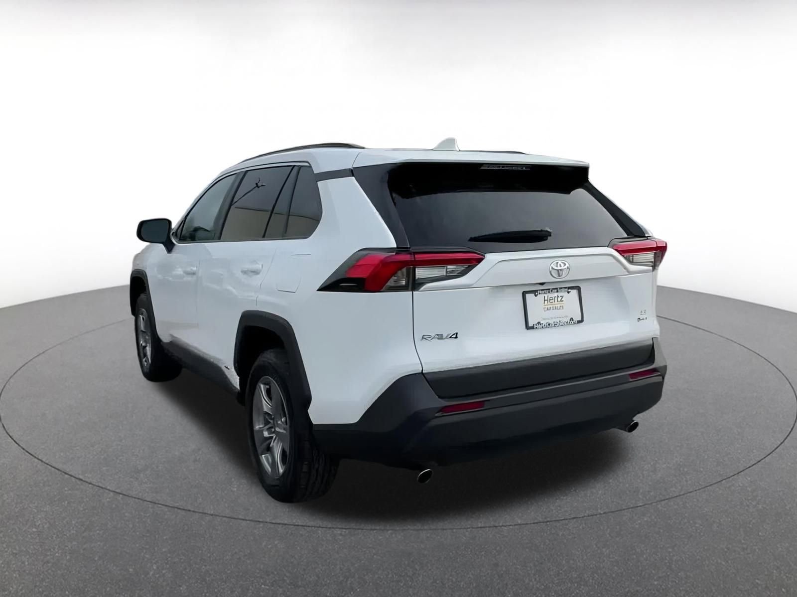 Thumbnail: 2025 Toyota RAV4 - 11