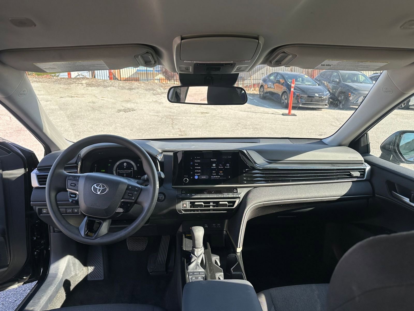 Thumbnail: 2025 Toyota Camry - 9