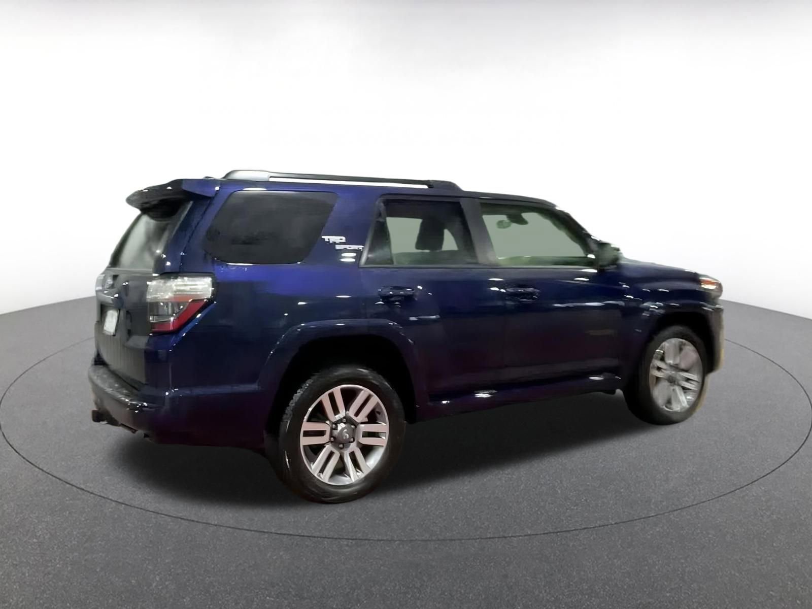 Thumbnail: 2024 Toyota 4Runner - 11