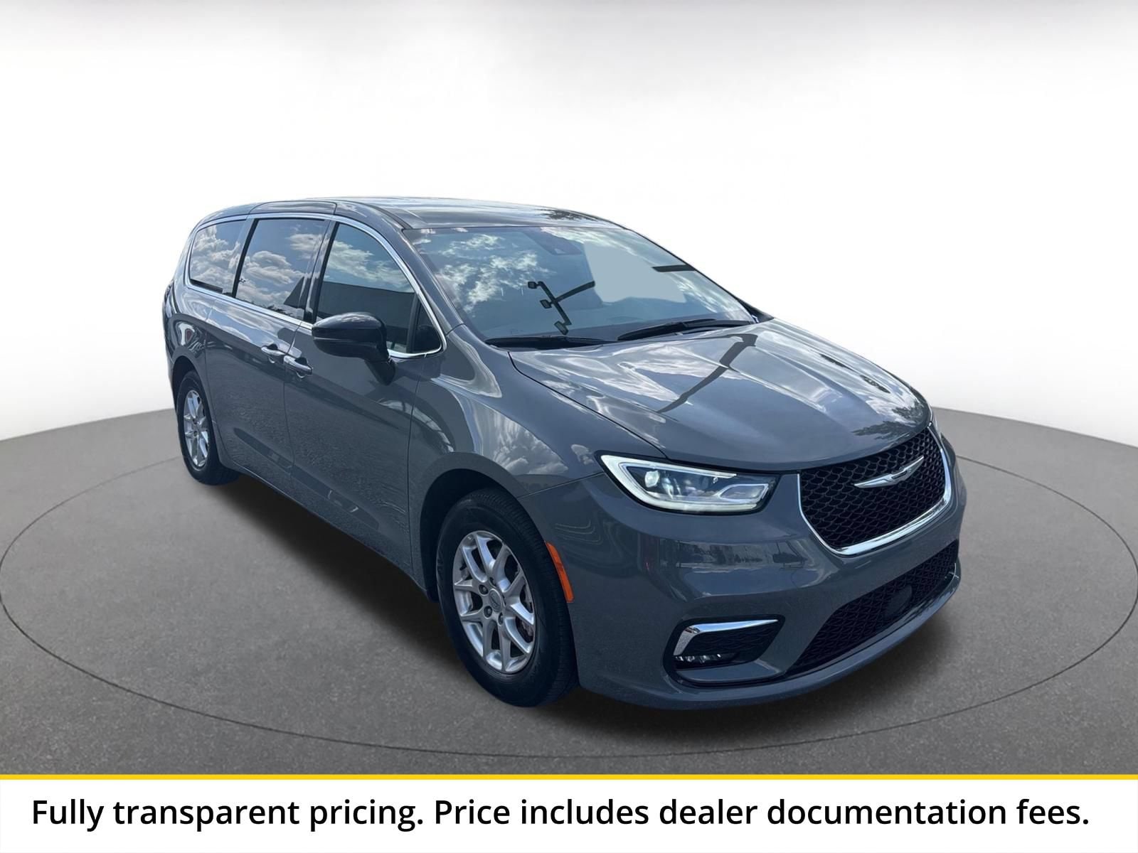 Thumbnail: 2025 Chrysler Pacifica - 1