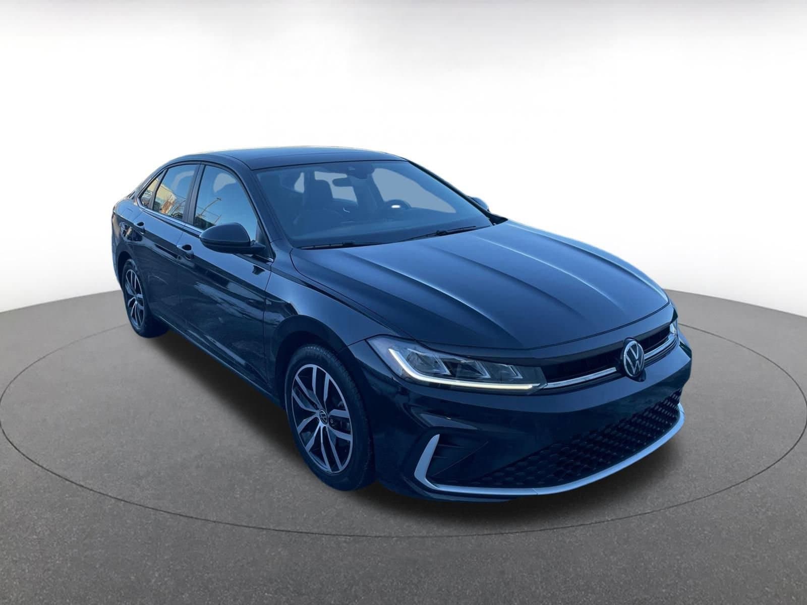 Thumbnail: 2025 Volkswagen Jetta - 1