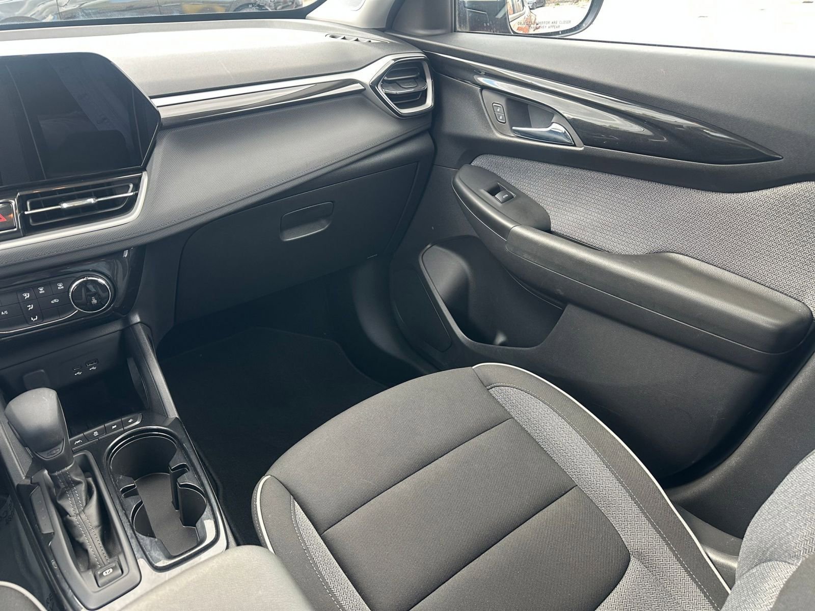 Thumbnail: 2025 Chevrolet TrailBlazer - 33