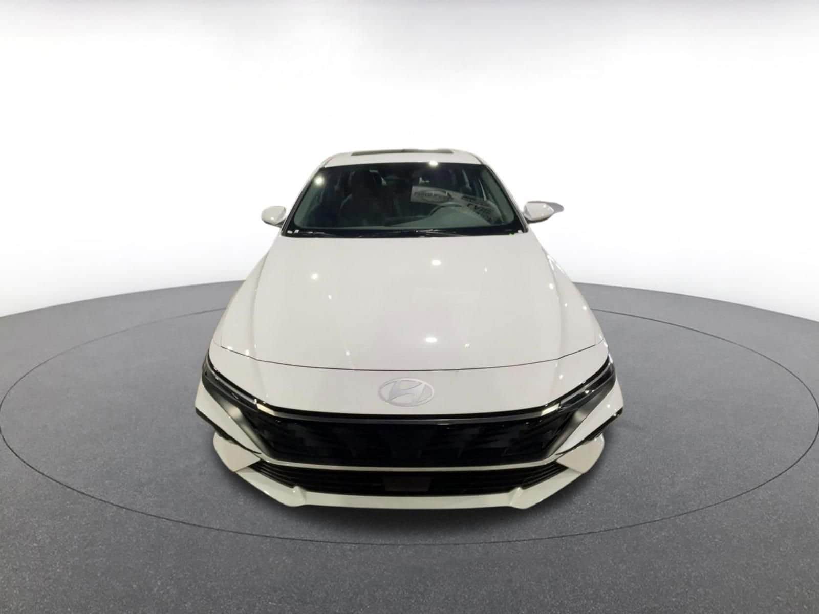 Thumbnail: 2025 Hyundai Elantra - 4