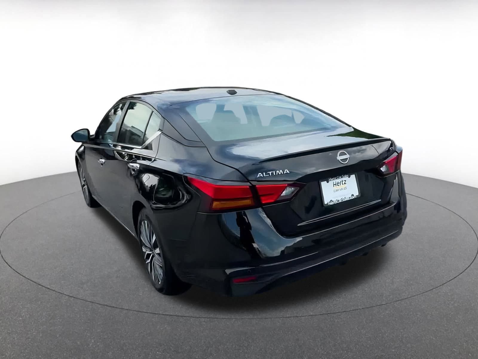 Thumbnail: 2024 Nissan Altima - 11