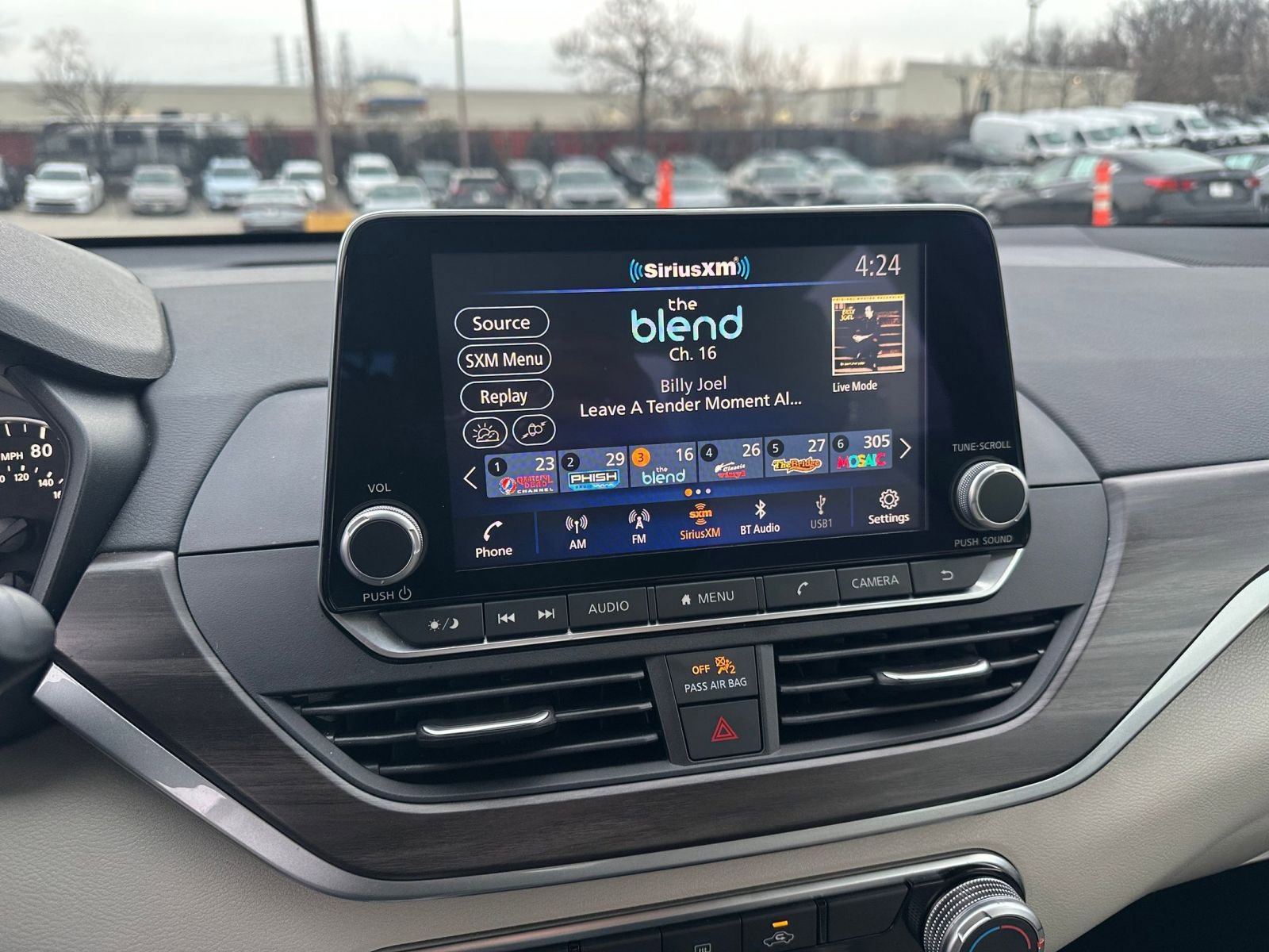 Thumbnail: 2025 Nissan Altima - 21