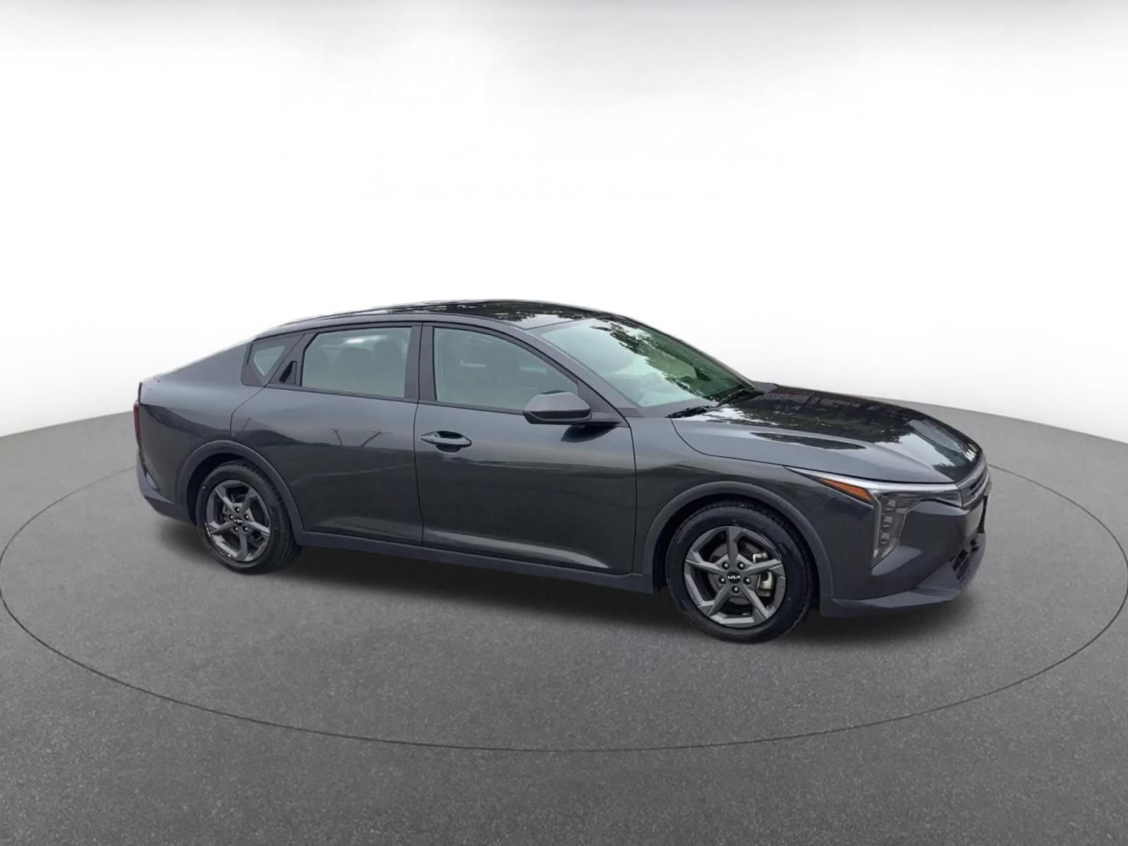 Thumbnail: 2025 Kia K4 - 2