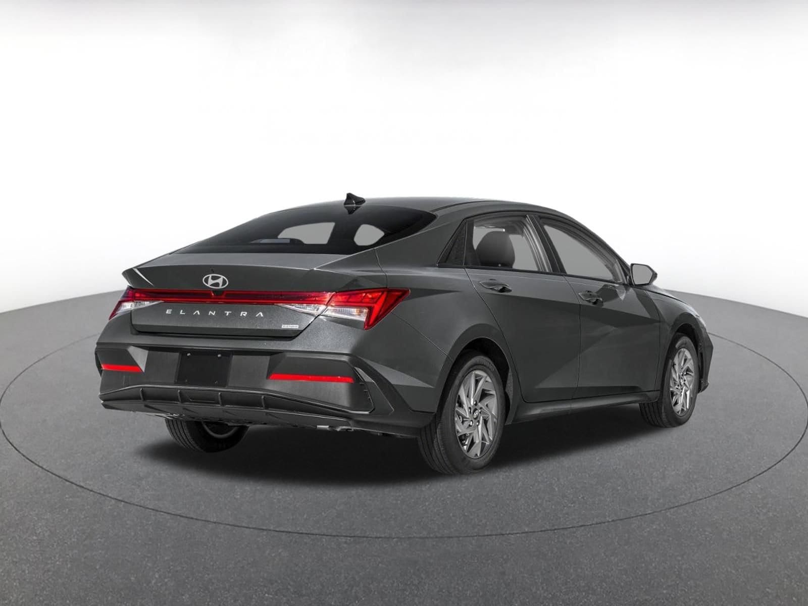 Thumbnail: 2026 Hyundai Elantra - 2