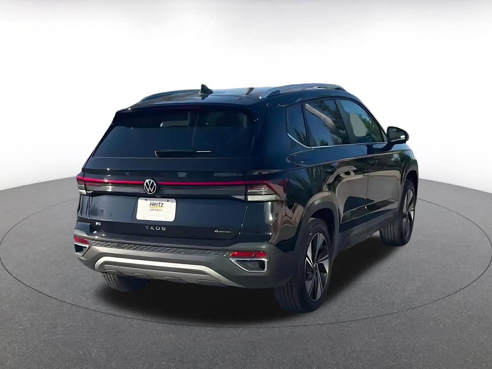 Thumbnail: 2025 Volkswagen Taos - 14