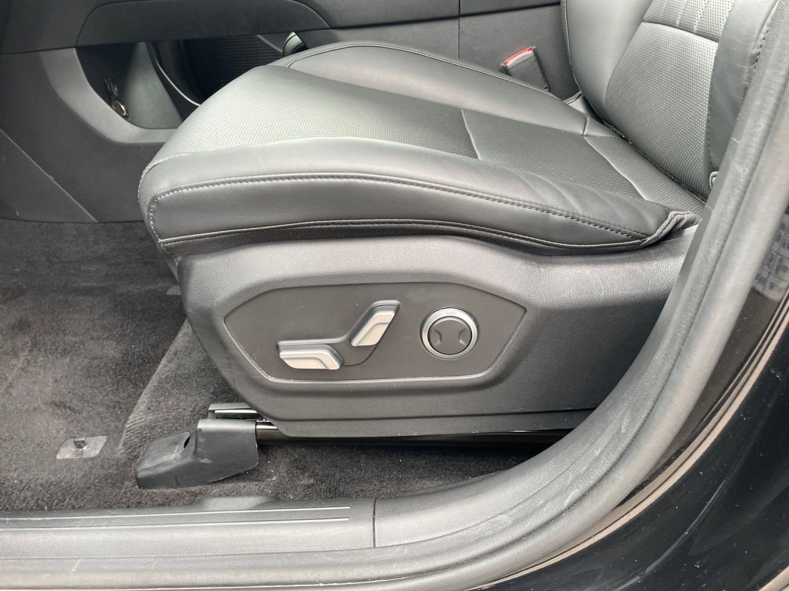 Thumbnail: 2025 Hyundai Santa Fe - 24