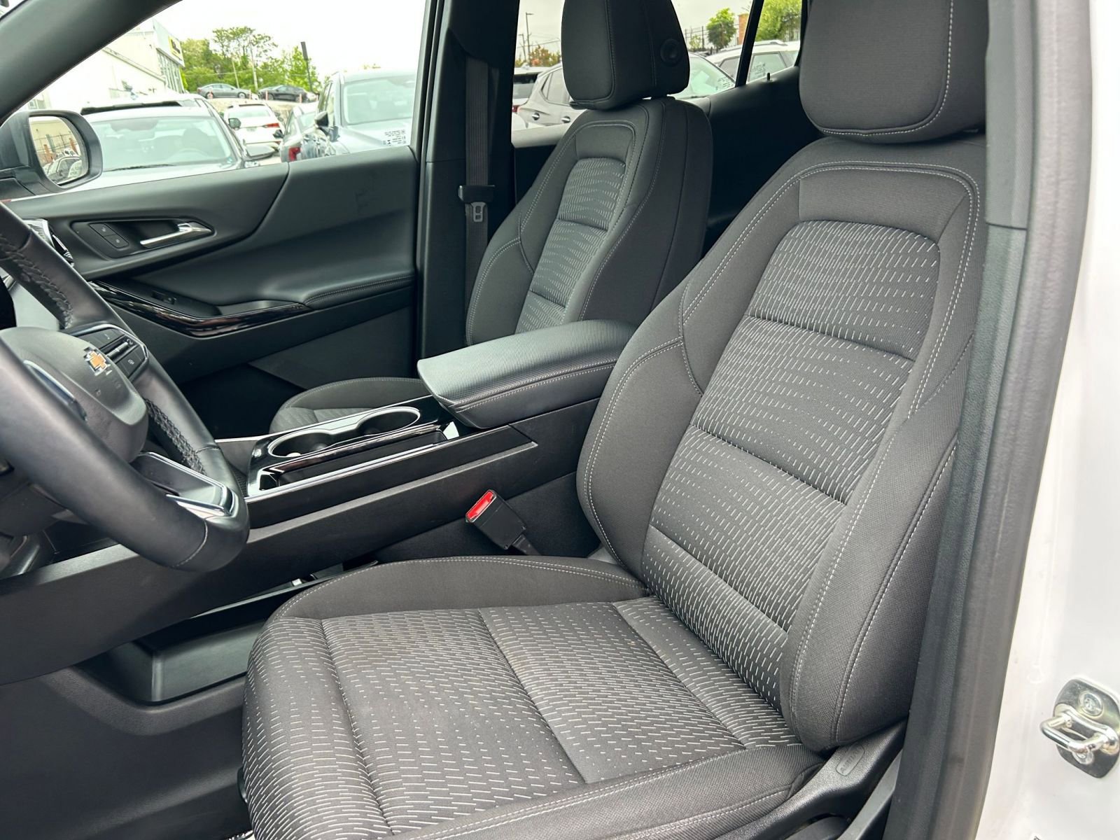 Thumbnail: 2025 Chevrolet Equinox - 31