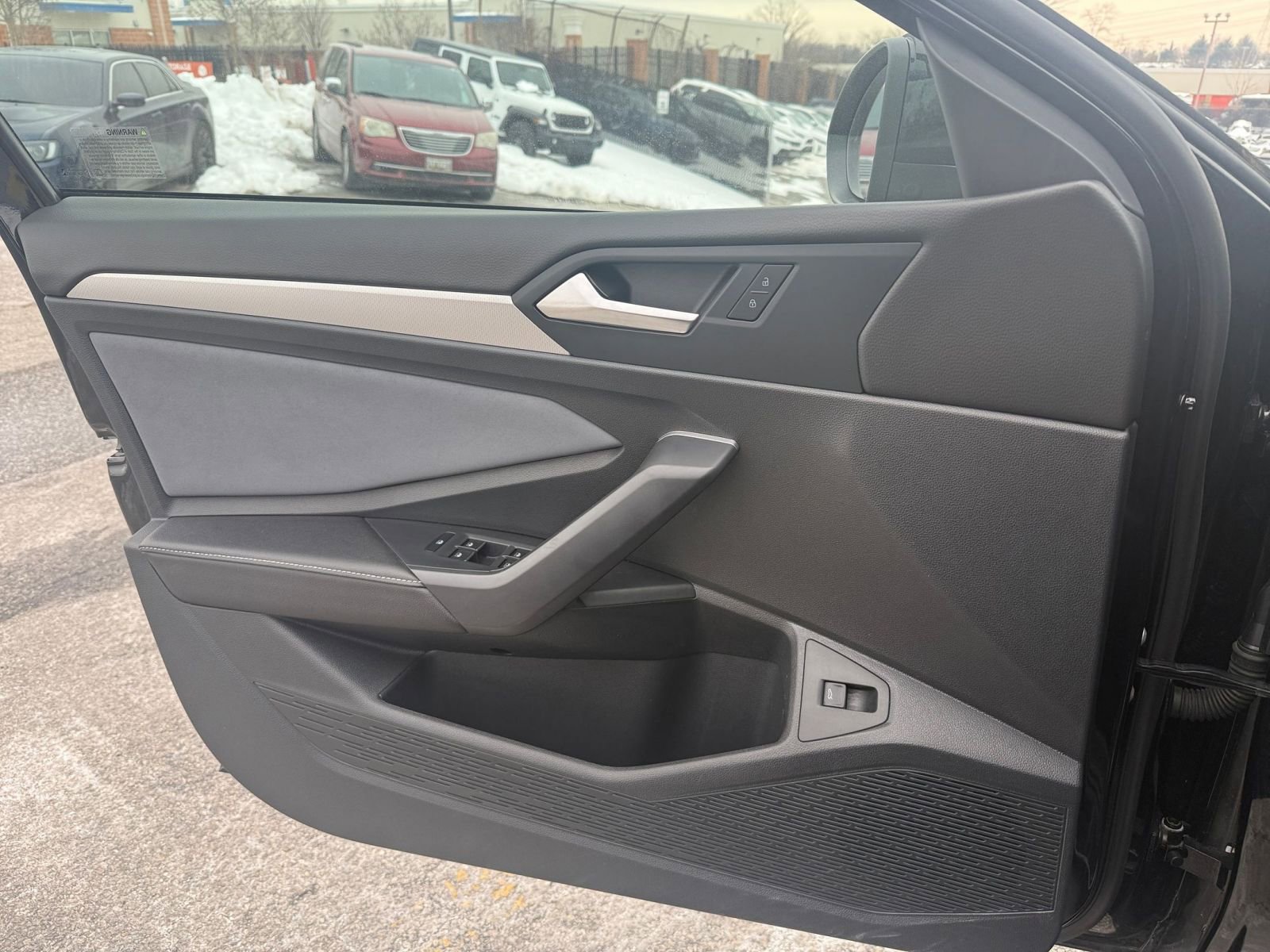 Thumbnail: 2025 Volkswagen Jetta - 18