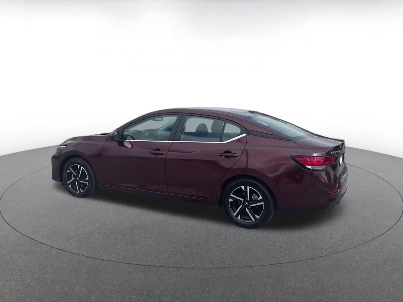 Thumbnail: 2025 Nissan Sentra - 10