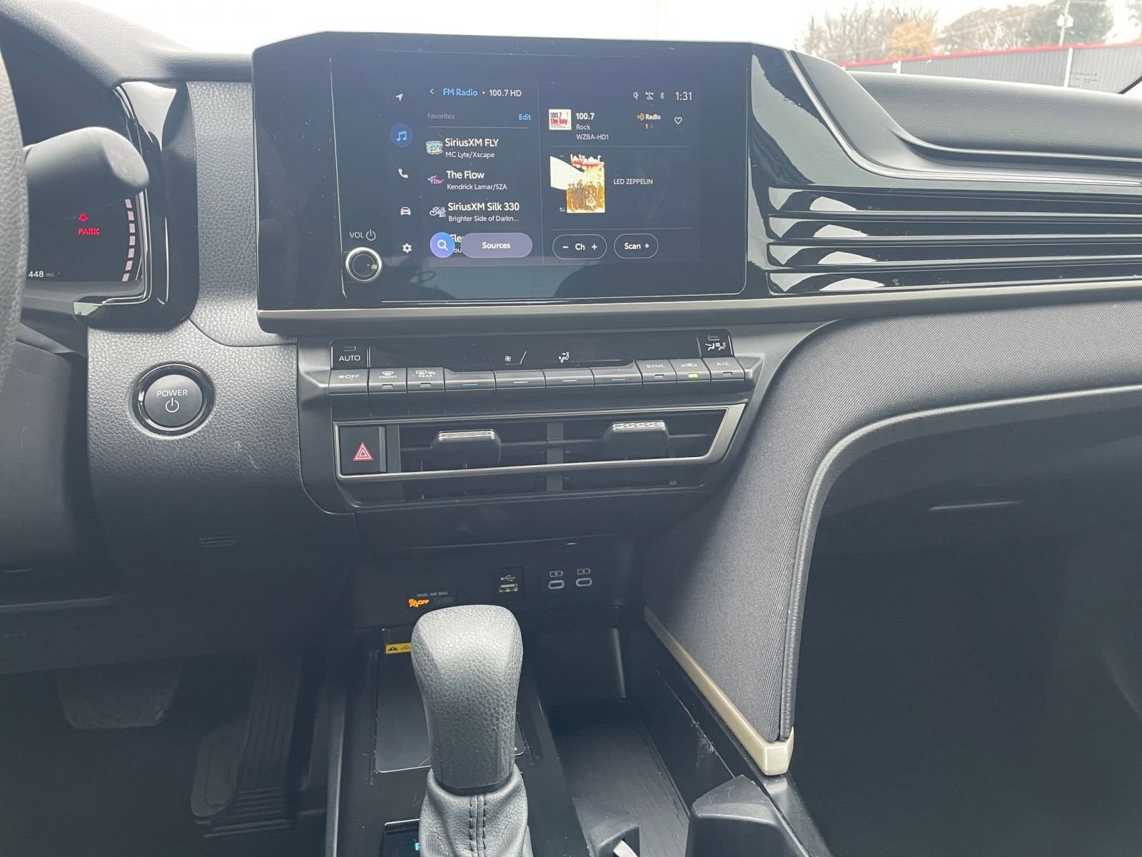 Thumbnail: 2025 Toyota Camry - 18