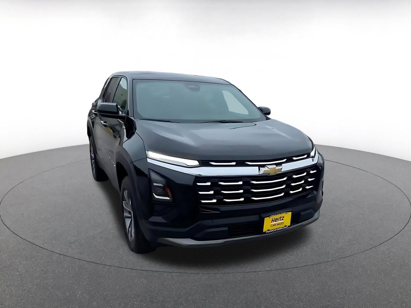 Thumbnail: 2025 Chevrolet Equinox - 3