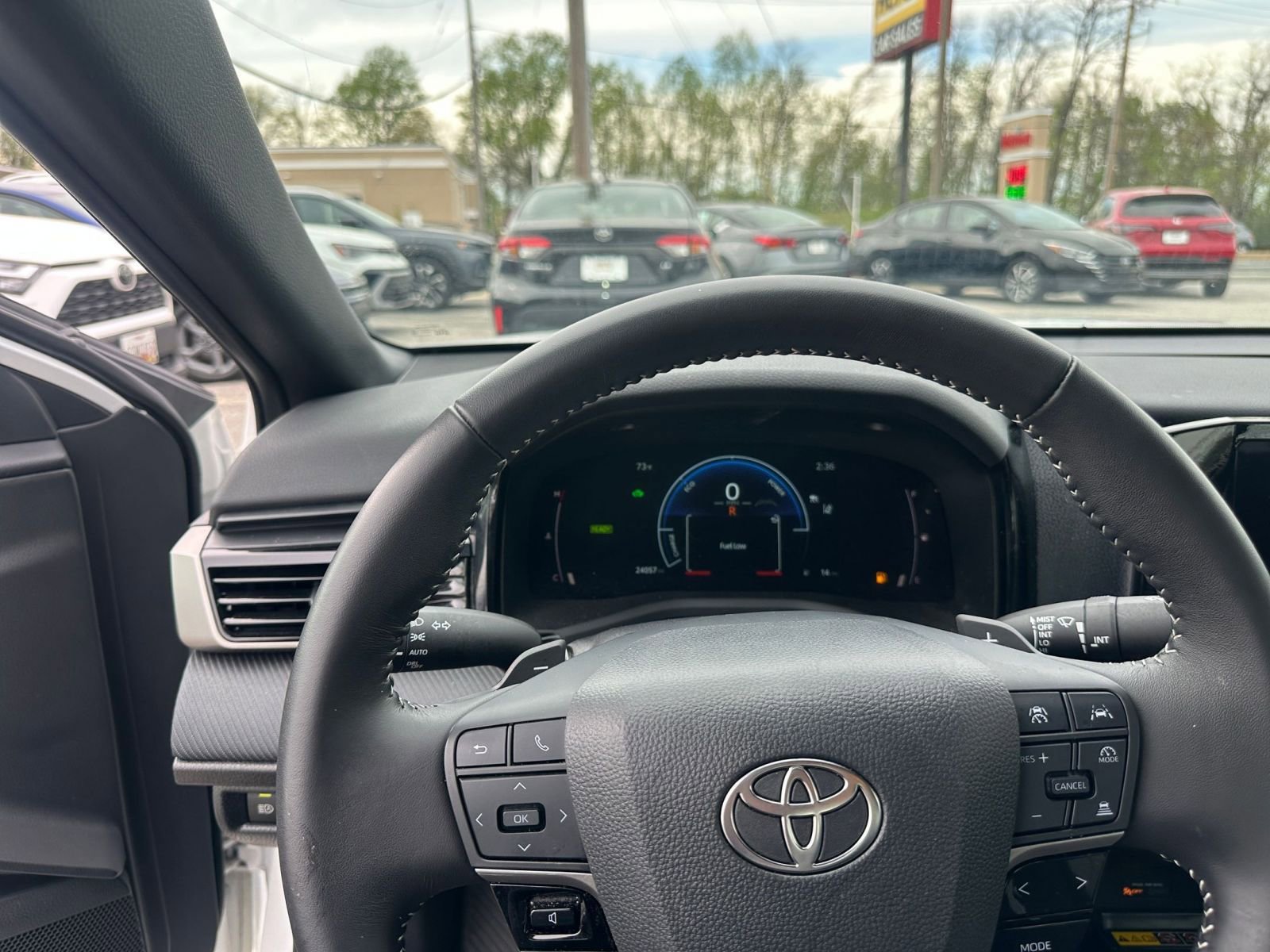 Thumbnail: 2025 Toyota Camry - 34