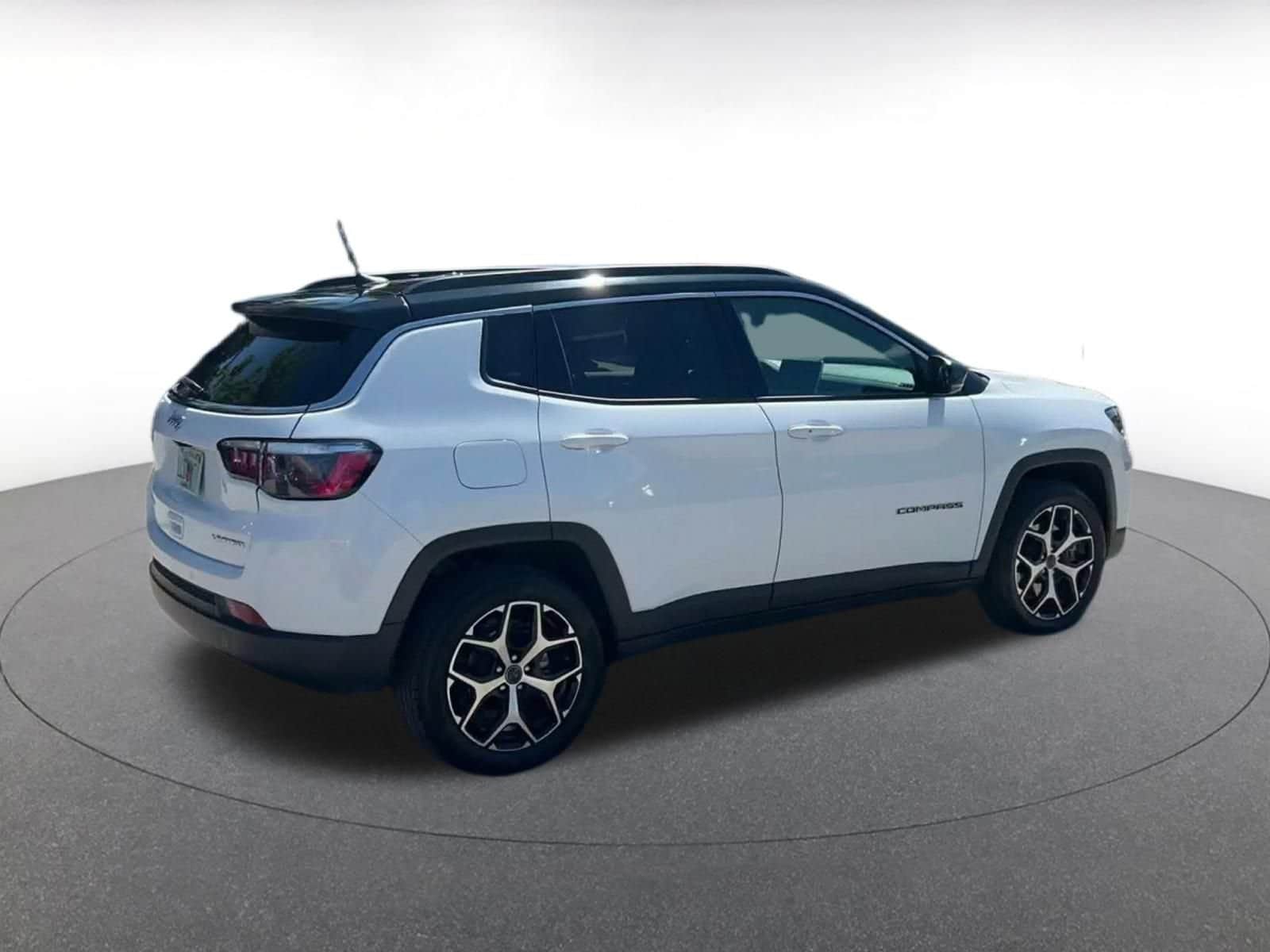 Thumbnail: 2025 Jeep Compass - 13