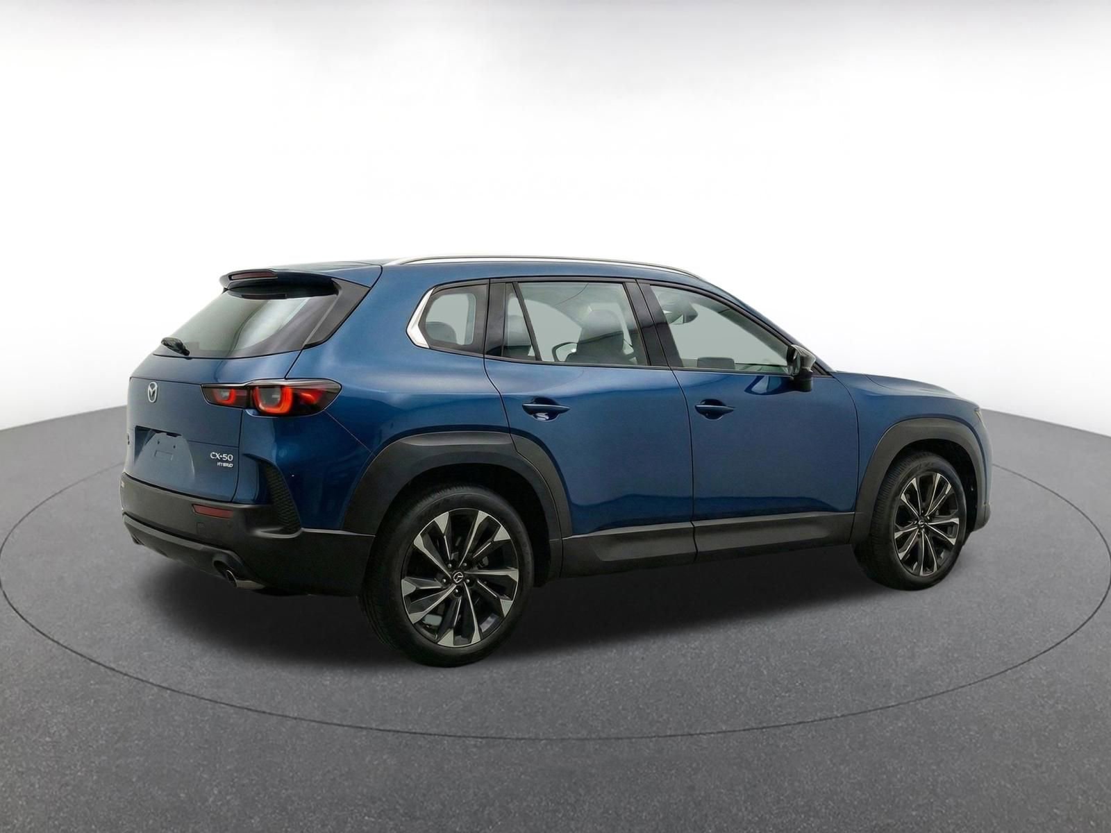Thumbnail: 2025 Mazda CX-50 - 9