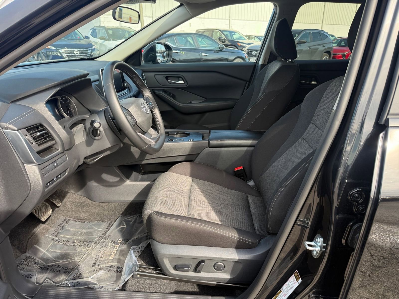 Thumbnail: 2025 Nissan Rogue - 28