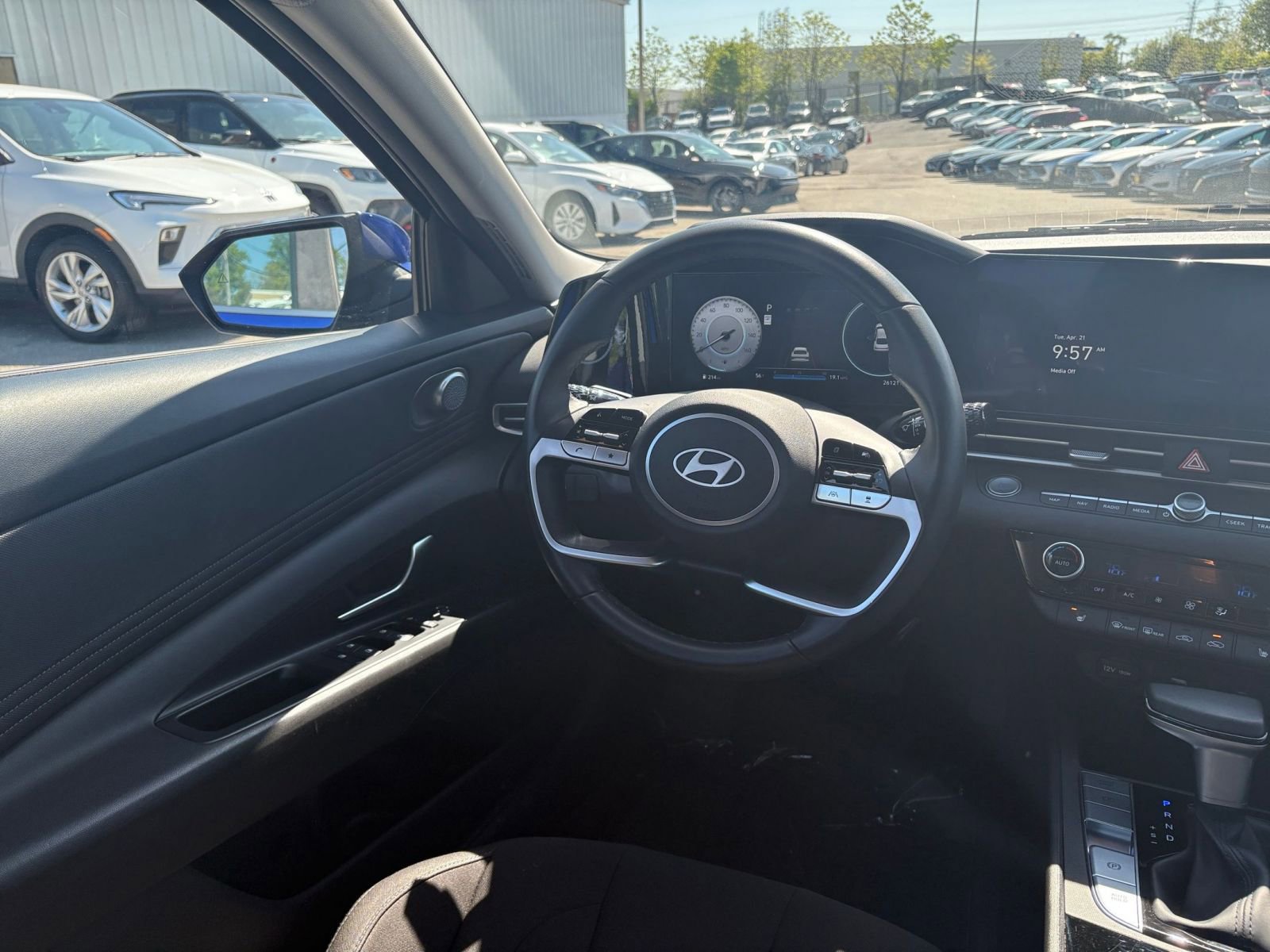 Thumbnail: 2025 Hyundai Elantra - 35