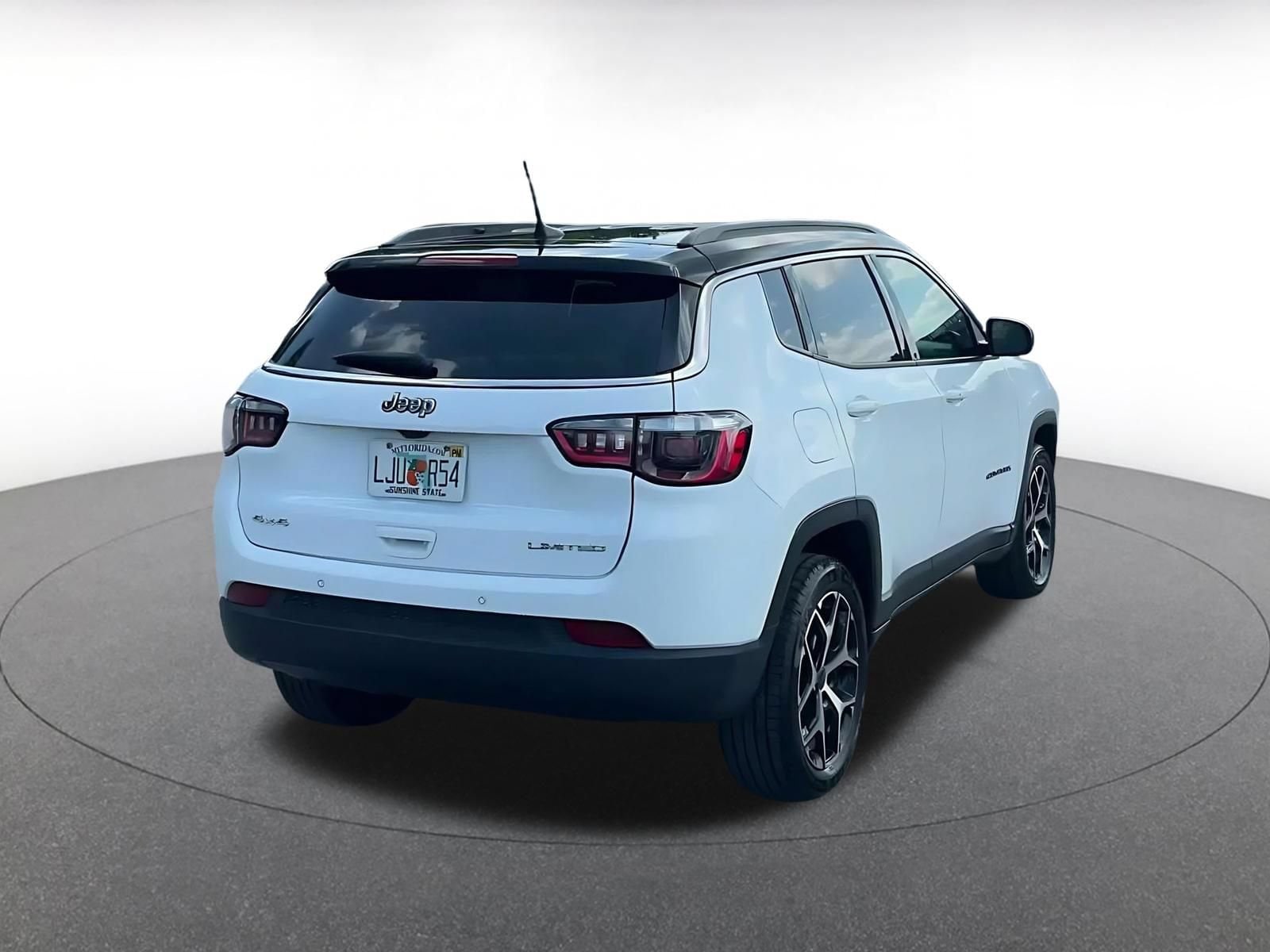 Thumbnail: 2025 Jeep Compass - 12