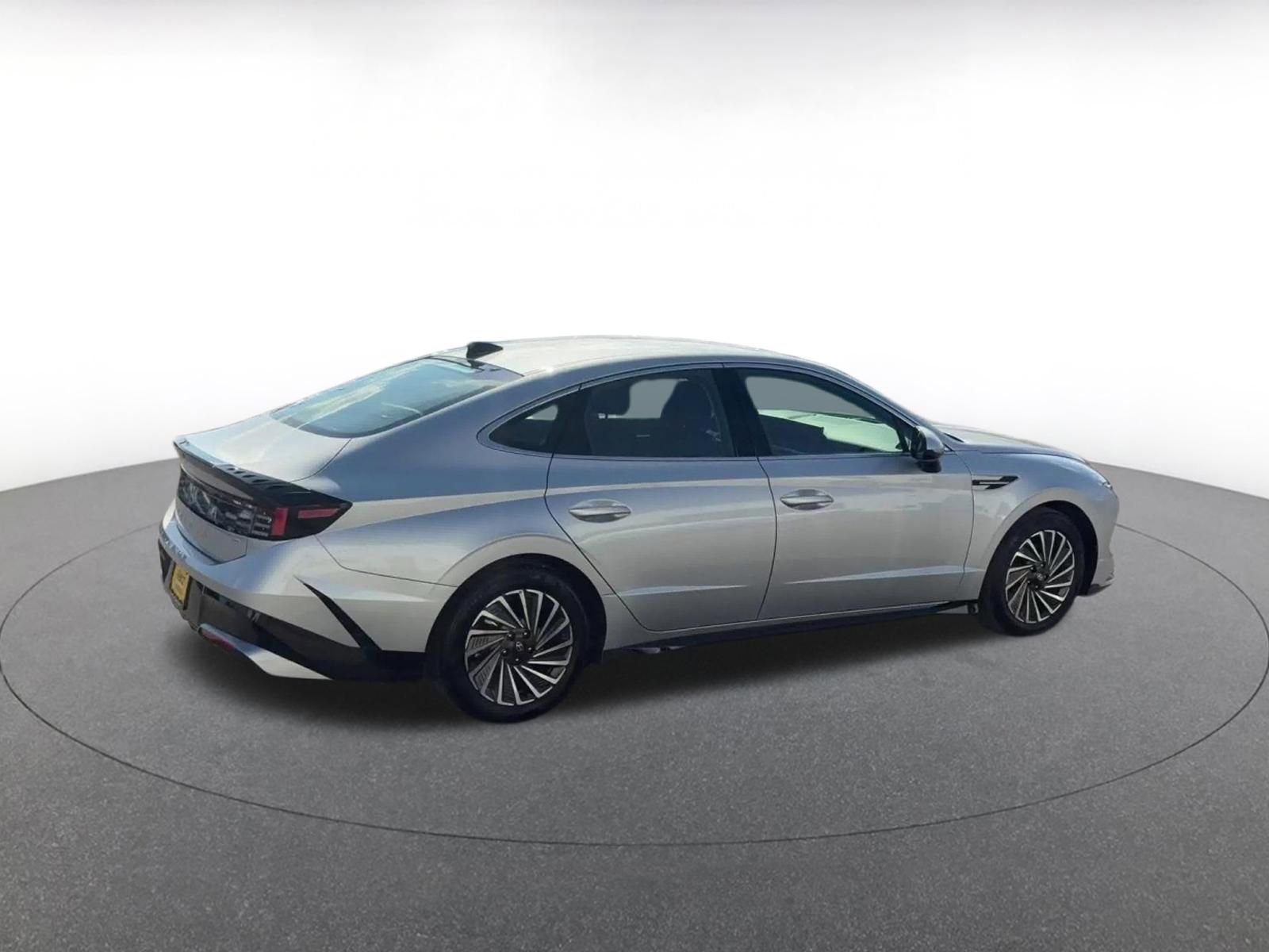 Thumbnail: 2025 Hyundai Sonata - 15