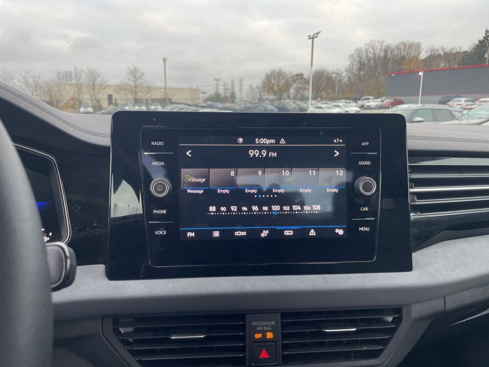 Thumbnail: 2025 Volkswagen Jetta - 21