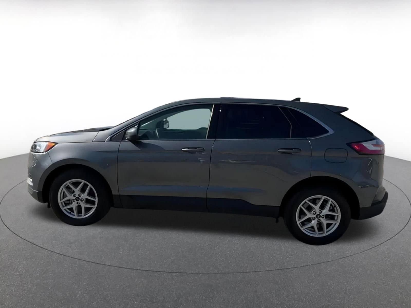 Thumbnail: 2024 Ford Edge - 8