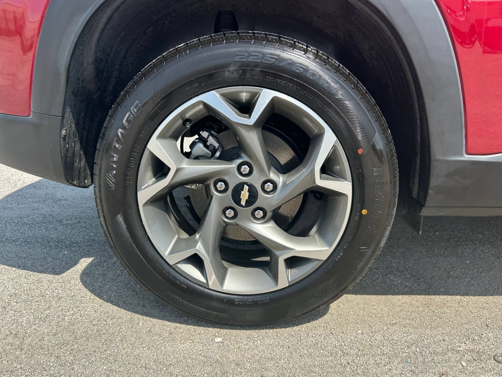 Thumbnail: 2025 Chevrolet Trax - 24