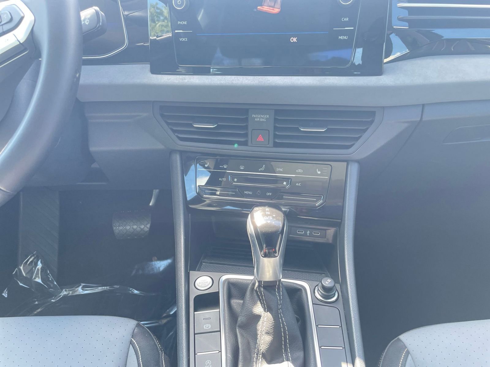 Thumbnail: 2025 Volkswagen Jetta - 18