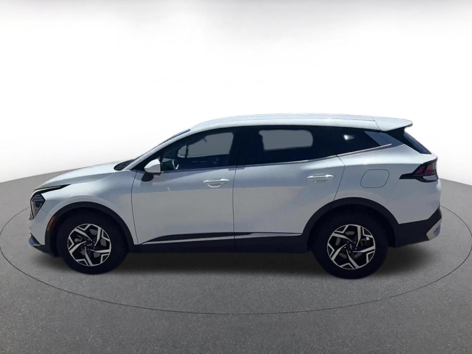 Thumbnail: 2024 Kia Sportage - 9