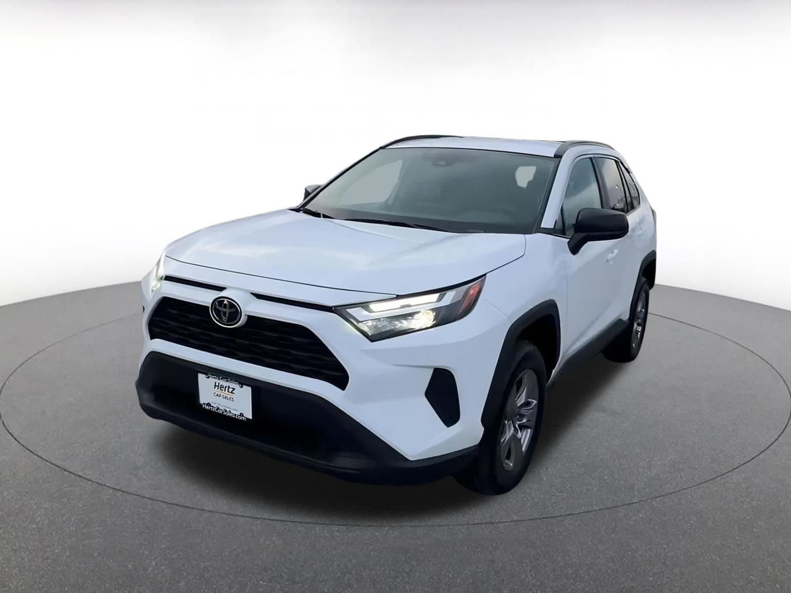 Thumbnail: 2025 Toyota RAV4 - 7