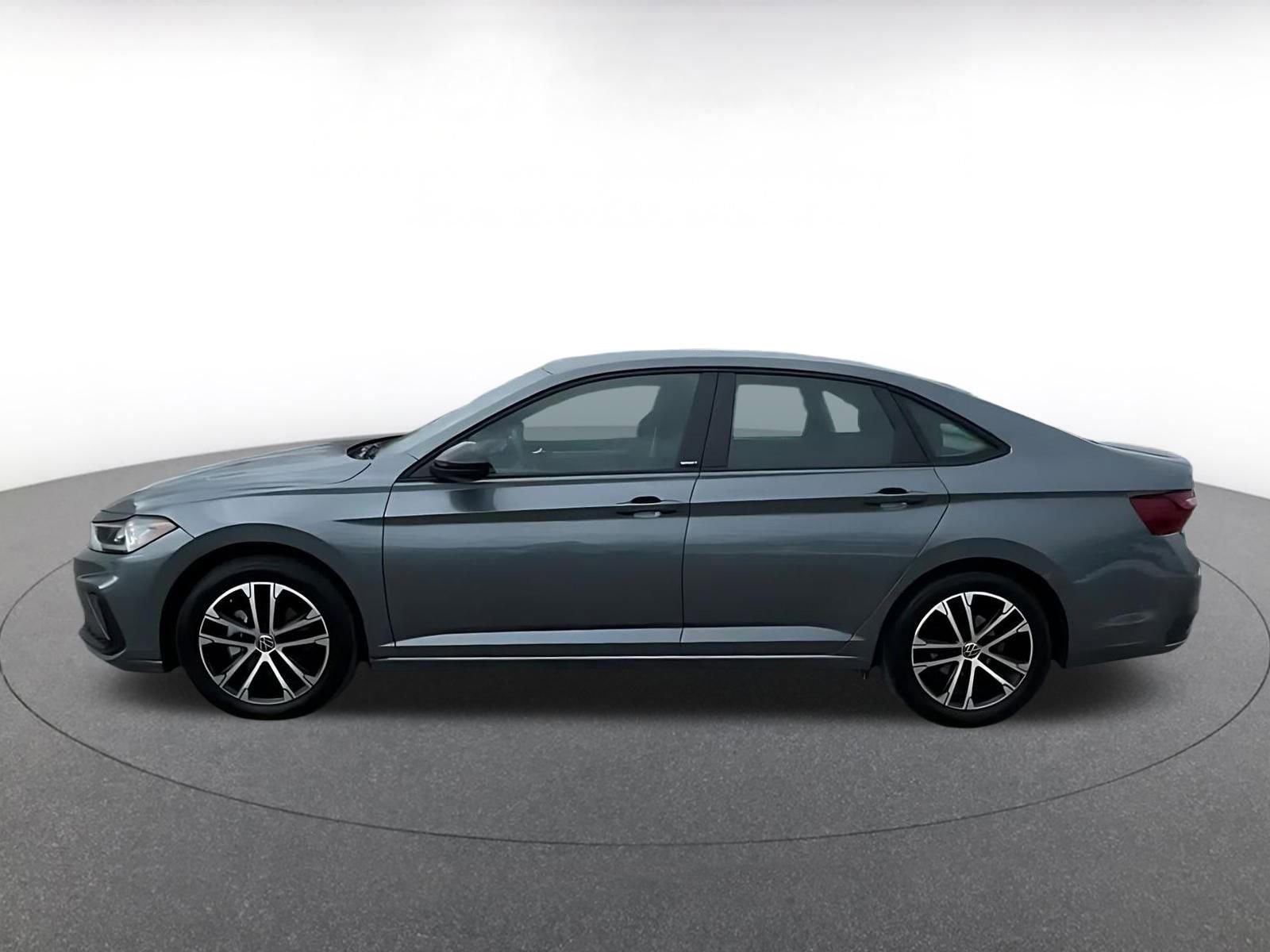 Thumbnail: 2025 Volkswagen Jetta - 9