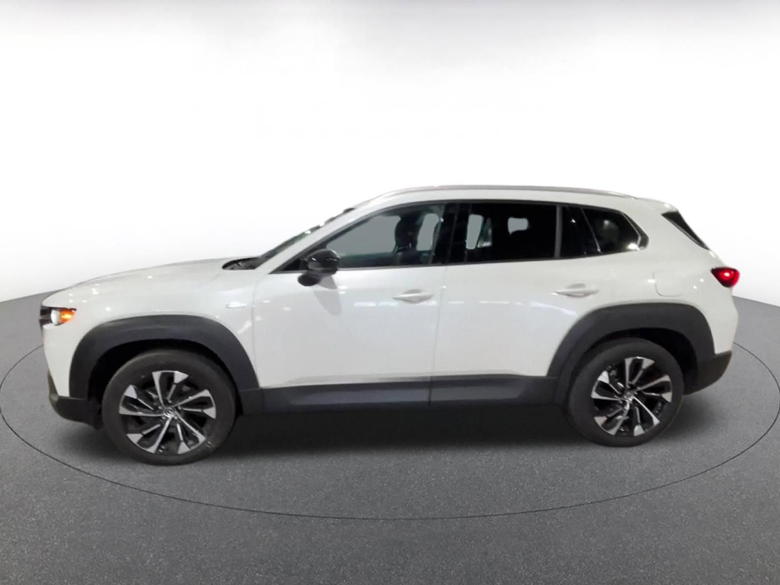 Thumbnail: 2025 Mazda CX-50 - 9