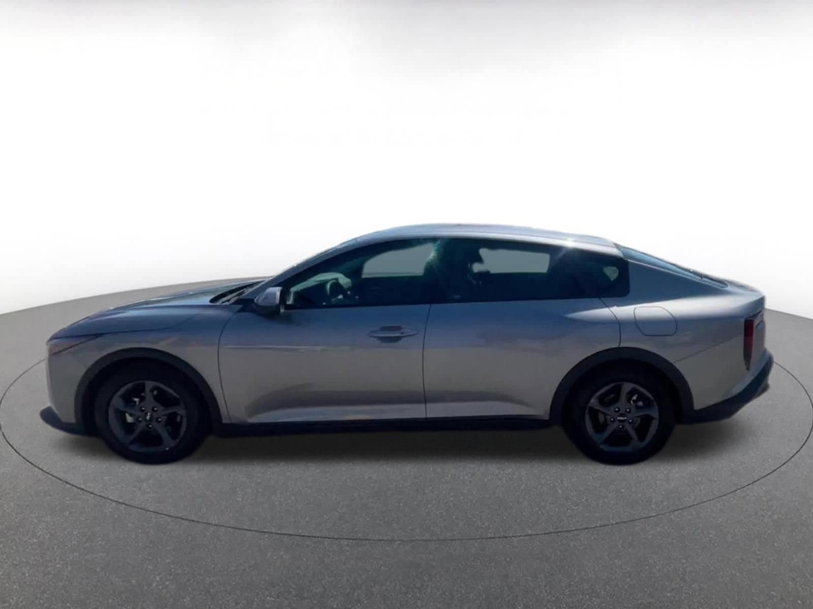 Thumbnail: 2025 Kia K4 - 10
