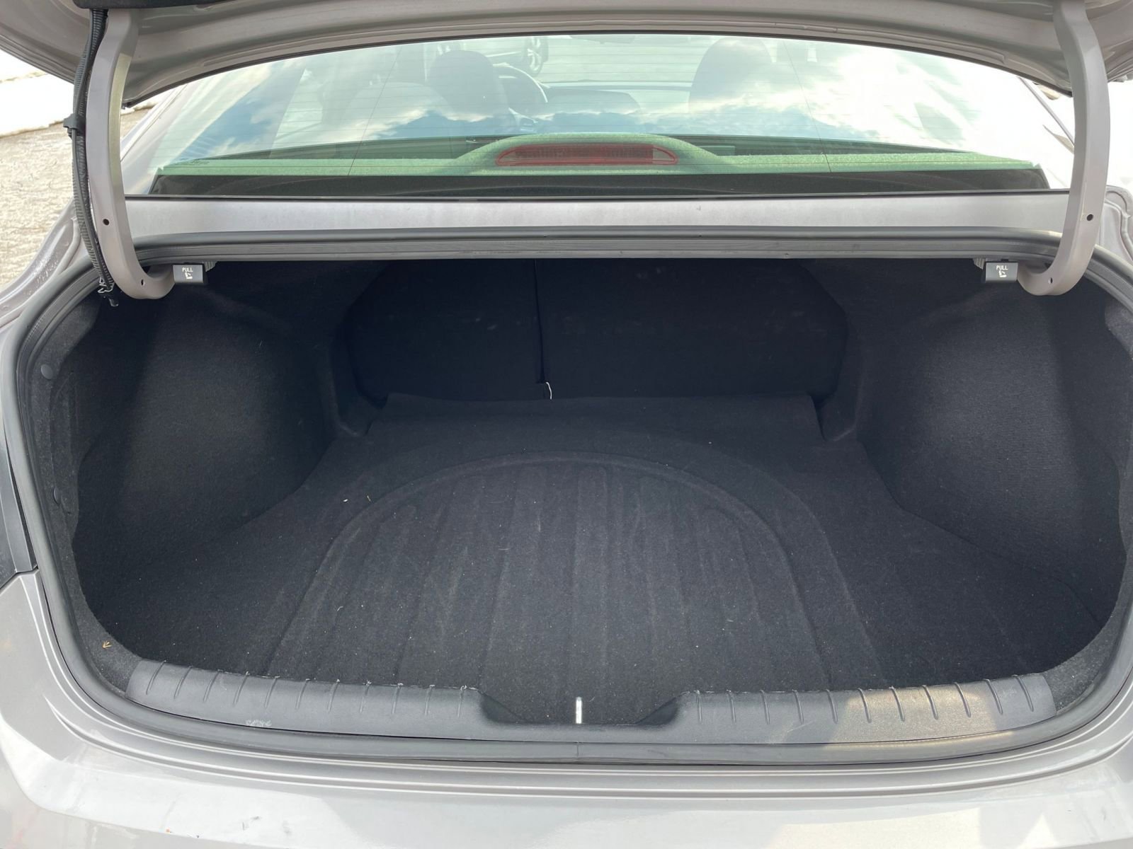 Thumbnail: 2025 Hyundai Elantra - 30