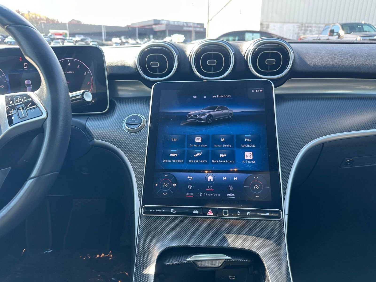 Thumbnail: 2024 Mercedes-Benz C-Class - 18