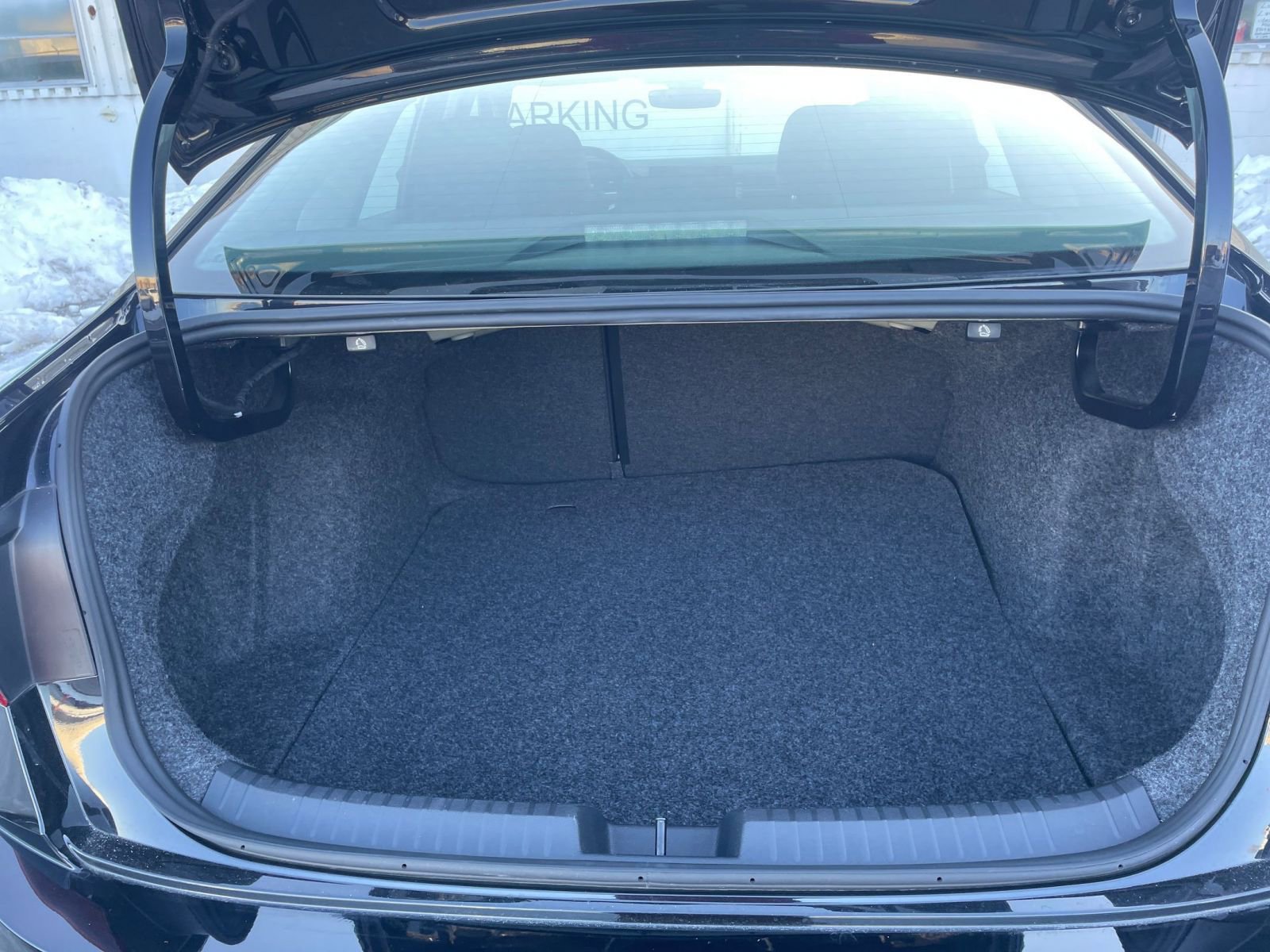 Thumbnail: 2025 Volkswagen Jetta - 31