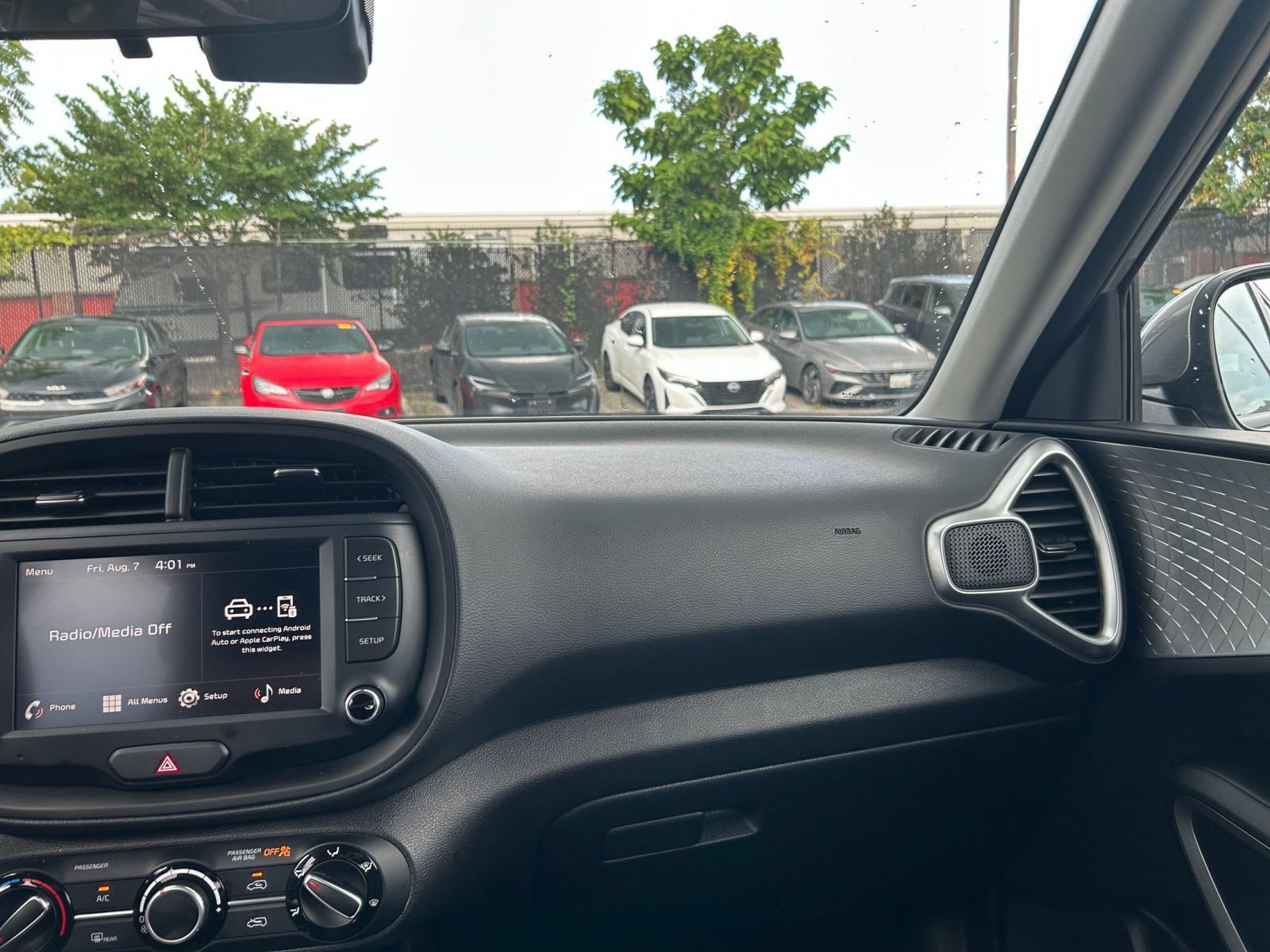 Thumbnail: 2025 Kia Soul - 30