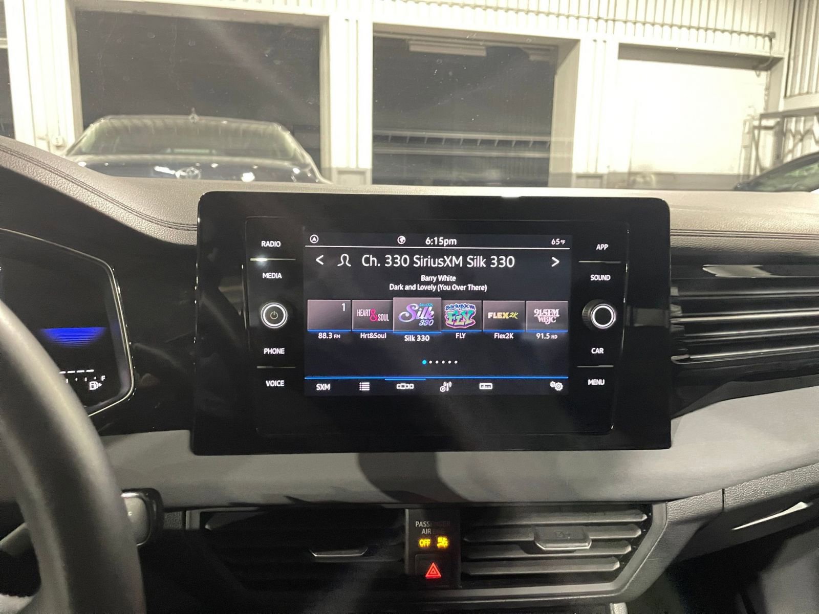 Thumbnail: 2025 Volkswagen Jetta - 21