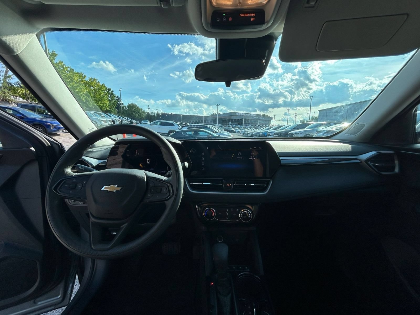 Thumbnail: 2025 Chevrolet TrailBlazer - 27