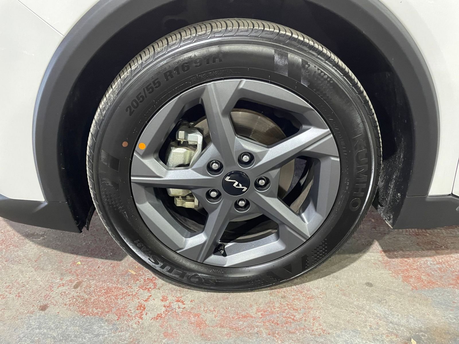 Thumbnail: 2025 Kia K4 - 28