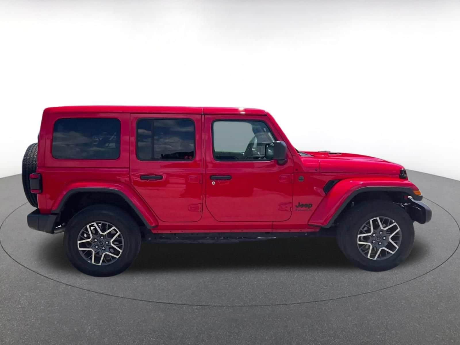 Thumbnail: 2025 Jeep Wrangler - 16
